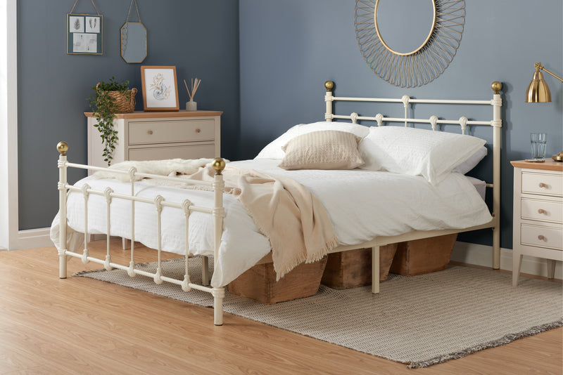 Atlas Small Double Bed