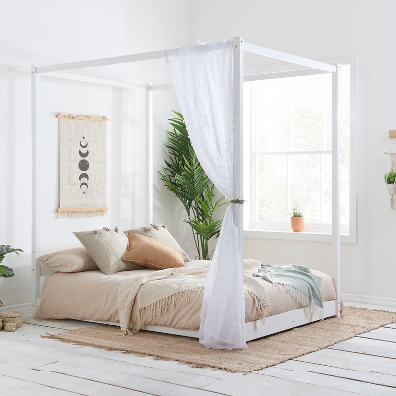 Cheap king canopy bed discount