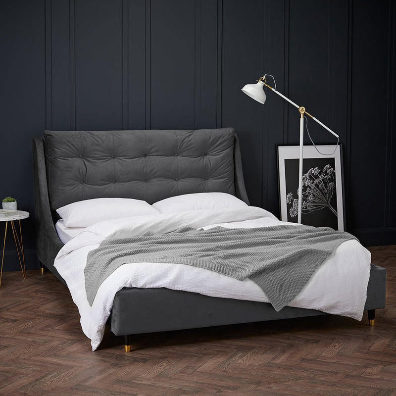 Grey wood king bedroom set deals